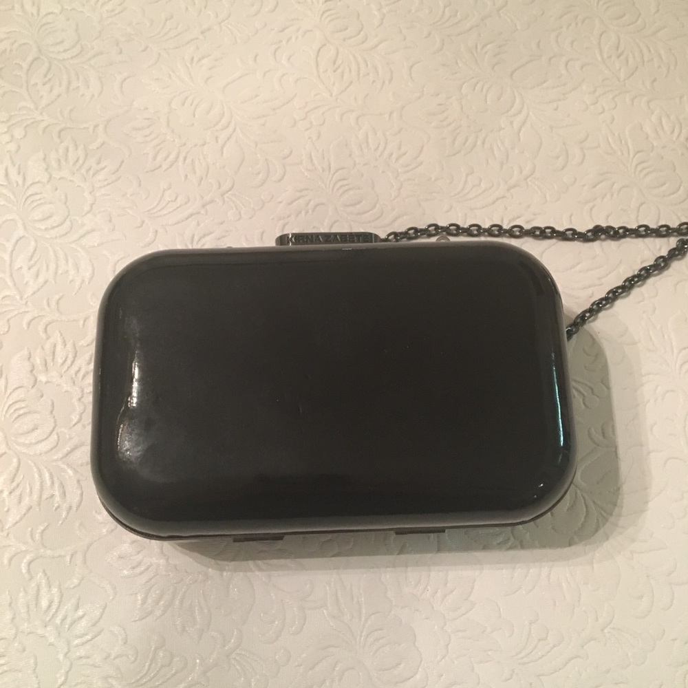 🖤Hard Cross Body Clutch🖤